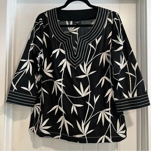 Talbots Petites Black Tunic Top White Bamboo Embroidery Details. Size 12P.
